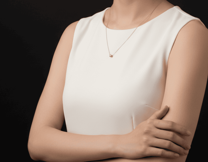 R3 SV925 ペンダント 着用イメージ